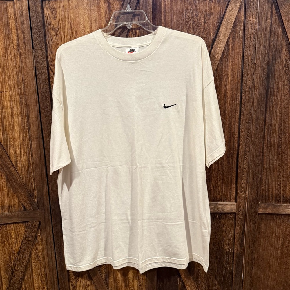 Nike Men's Off-White Short Sleeve Tee